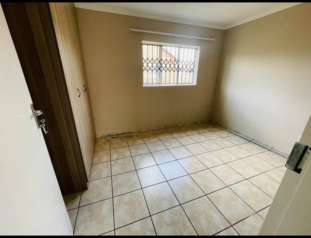 3 BEDROOM HOUSE FOR SALE IN WATERKLOOF